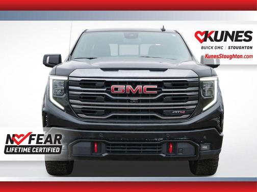Onyx Black 2023 GMC Sierra 1500 AT4