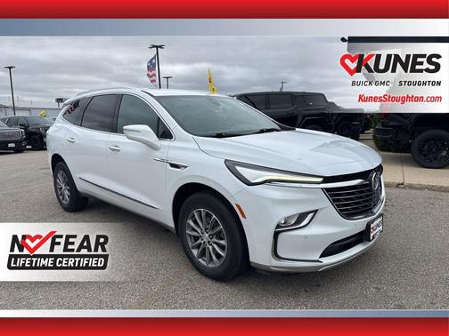 2022 Buick Enclave AWD Essence