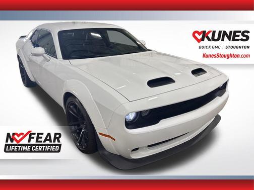 White Knuckle Clearcoat 2023 Dodge Challenger SRT Hellcat