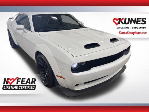 White Knuckle Clearcoat 2023 Dodge Challenger SRT Hellcat