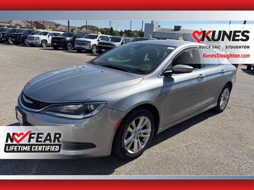 2016 Chrysler 200 LX