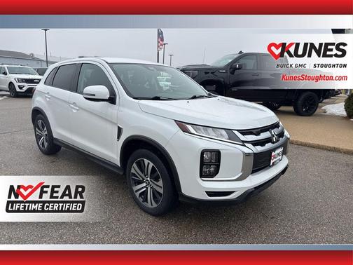 2020 Mitsubishi Outlander Sport SE