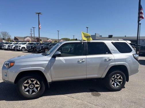2024 Toyota 4Runner TRD Off Road