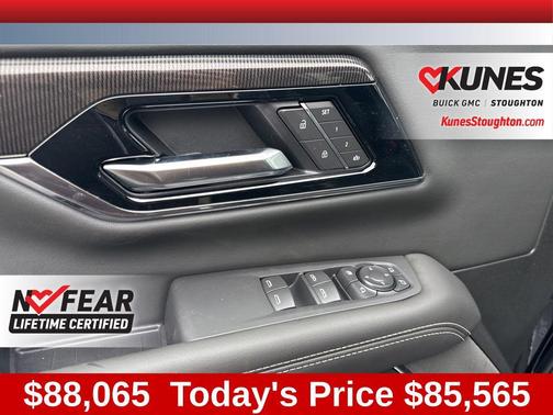 2026 GMC Yukon XL 4WD Elevation