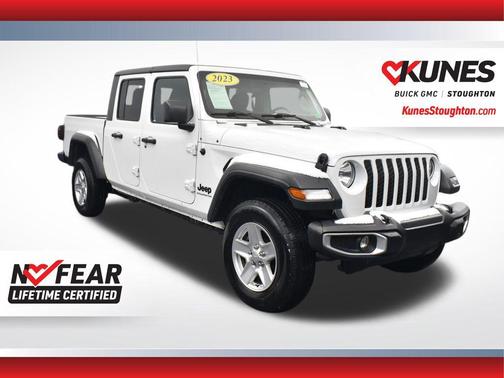 2023 Jeep Gladiator Sport S