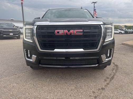 2023 GMC Yukon SLE