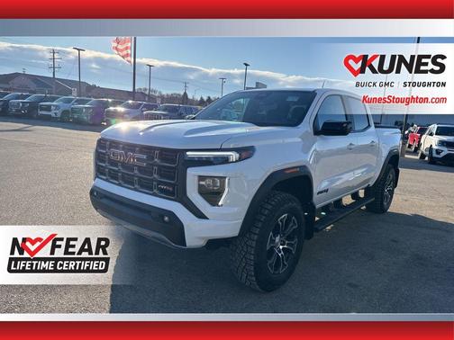 2024 GMC Canyon AT4