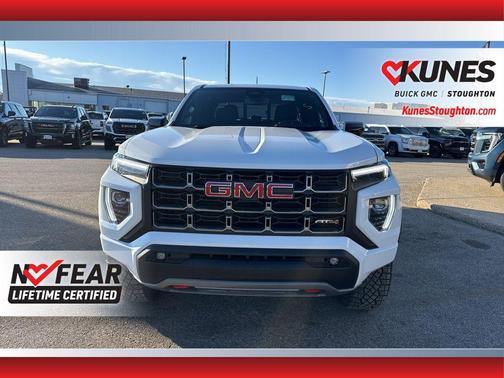 2024 GMC Canyon AT4