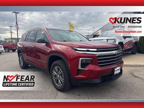 2024 Chevrolet Traverse LT