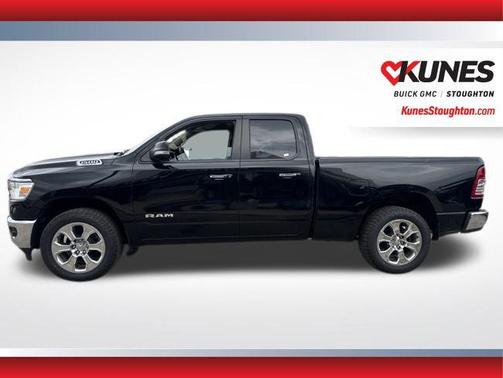 Diamond Black Crystal Pearlcoat 2020 RAM 1500 Big Horn/Lone Star