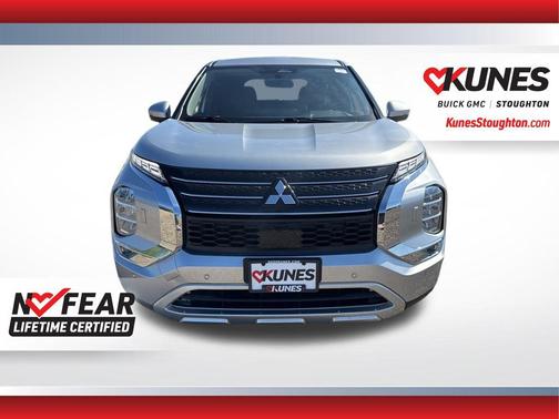 Alloy Silver Metallic 2022 Mitsubishi Outlander Black Edition S-AWC