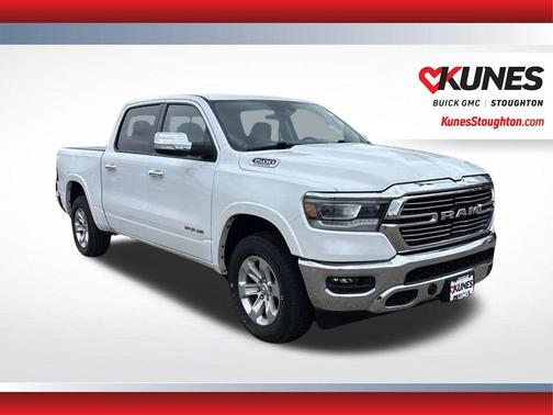 Bright White Clearcoat 2022 RAM 1500 Laramie
