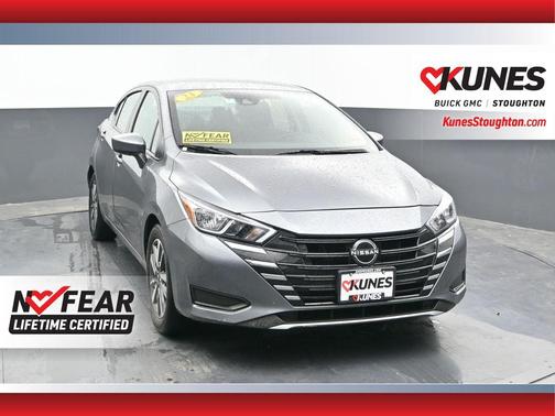 2023 Nissan Versa 1.6 SV