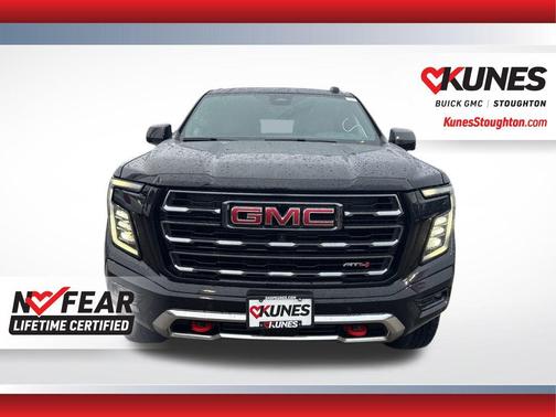 2025 GMC Yukon 4WD AT4