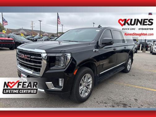 2023 GMC Yukon XL SLT