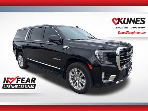 2023 GMC Yukon XL SLT
