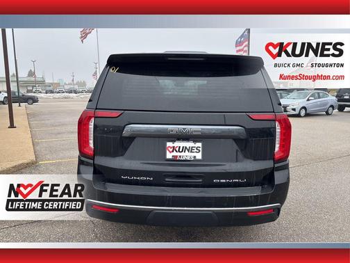 2023 GMC Yukon XL Denali Ultimate
