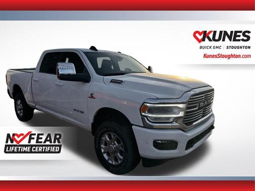 Bright White Clearcoat 2024 RAM 2500 Laramie Crew Cab 4x4 6'4' Box