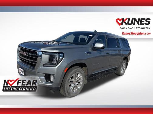 Sterling Metallic 2023 GMC Yukon XL SLT