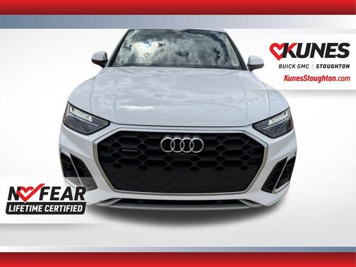 Mythos Black Metallic 2024 Audi Q5 45 S line Premium Plus