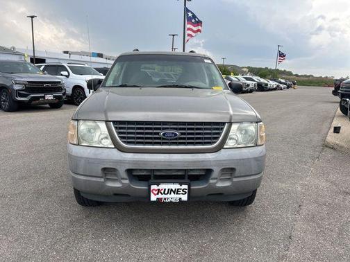 2002 Ford Explorer XLS