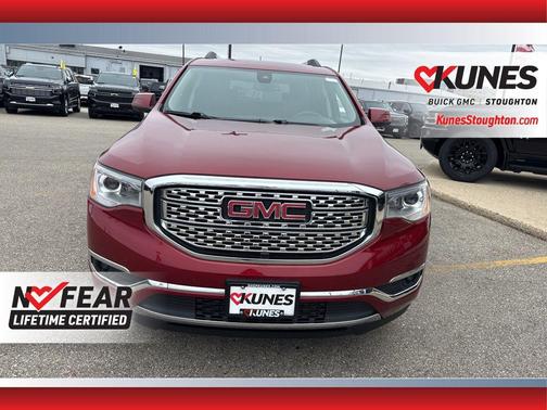 2019 GMC Acadia Denali