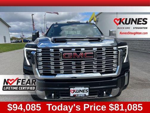2024 GMC Sierra 2500 Denali