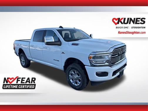 Bright White Clearcoat 2024 RAM 2500 Laramie Crew Cab 4x4 6'4' Box