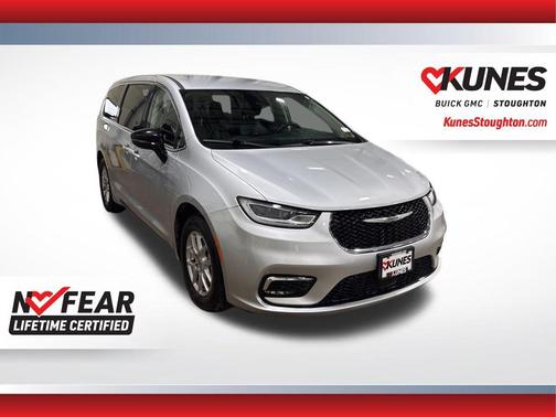 Silver Mist Clearcoat 2024 Chrysler Pacifica Touring L