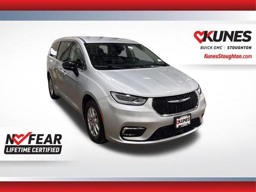 Silver Mist Clearcoat 2024 Chrysler Pacifica Touring L