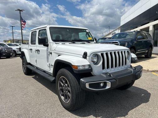 2023 Jeep Gladiator Overland