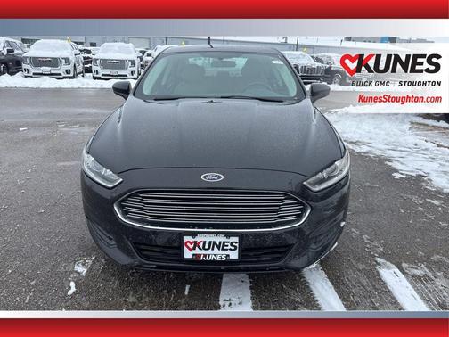 2015 Ford Fusion S