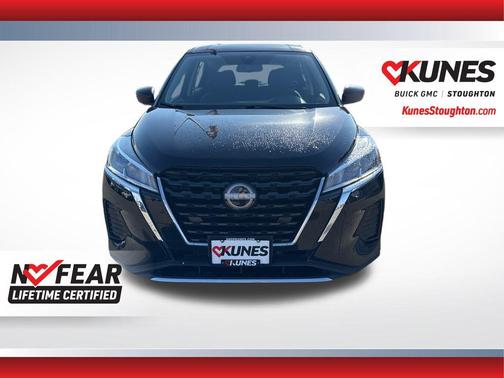 2022 Nissan Kicks S