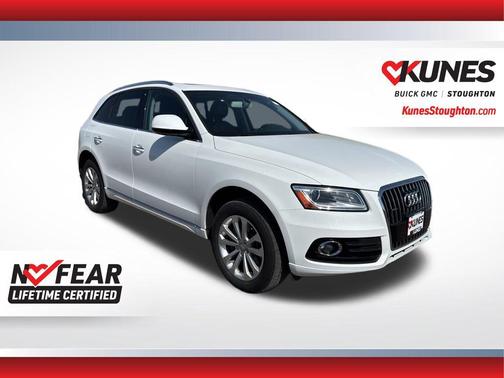 Ibis White 2016 Audi Q5 2.0T Premium