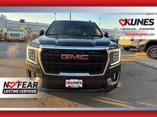 2023 GMC Yukon XL SLE