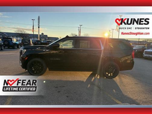 2023 GMC Yukon XL SLE