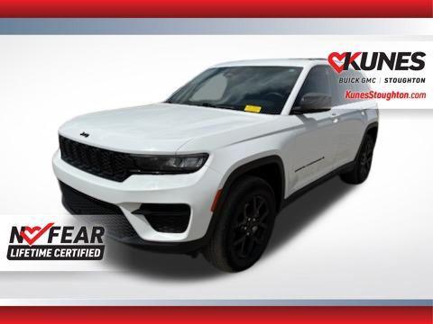 Bright White Clearcoat 2024 Jeep Grand Cherokee Altitude