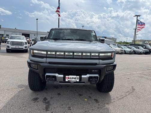2025 GMC HUMMER EV SUV 2X
