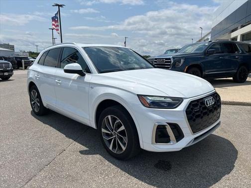 2024 Audi Q5 45 S line Premium Plus