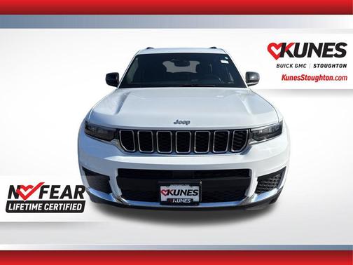 Bright White Clearcoat 2024 Jeep Grand Cherokee L Laredo