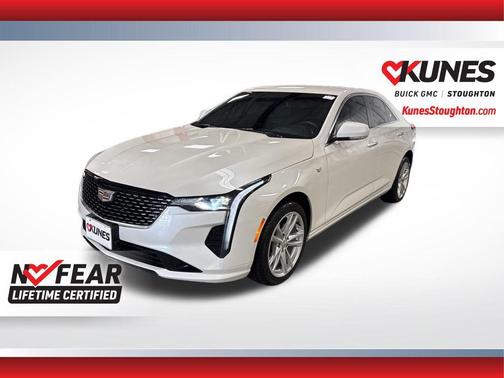 2024 Cadillac CT4 Luxury