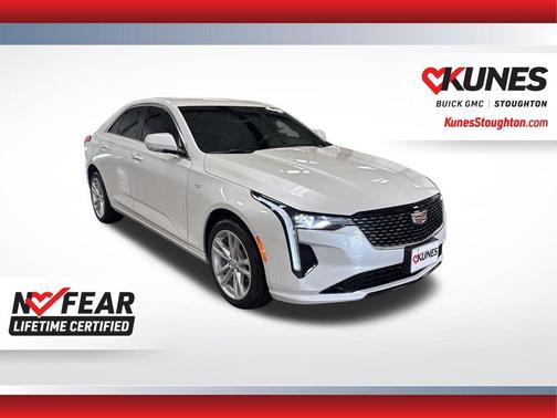 2024 Cadillac CT4 Luxury