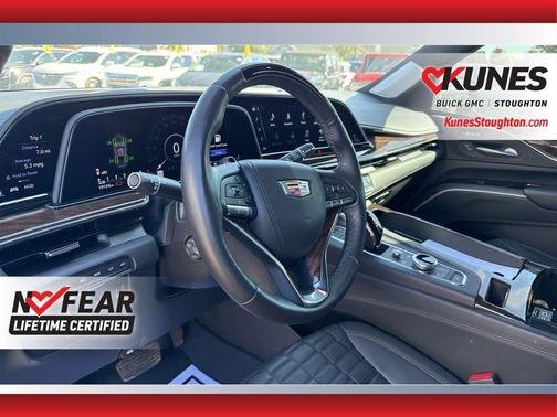 2023 Cadillac Escalade Sport Platinum