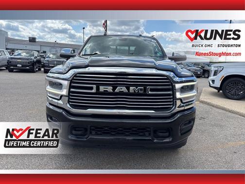 2022 RAM 2500 Laramie Crew Cab 4x4 6'4' Box