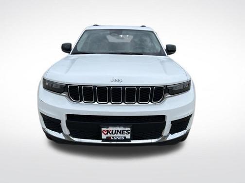Bright White Clearcoat 2023 Jeep Grand Cherokee L Laredo