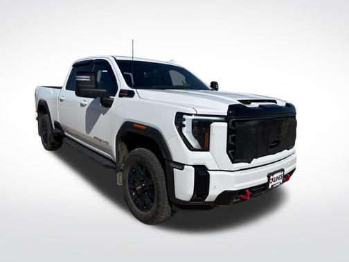 Summit White 2025 GMC Sierra 2500 AT4