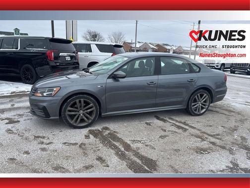 2018 Volkswagen Passat 2.0T S