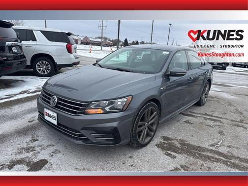 2018 Volkswagen Passat 2.0T S