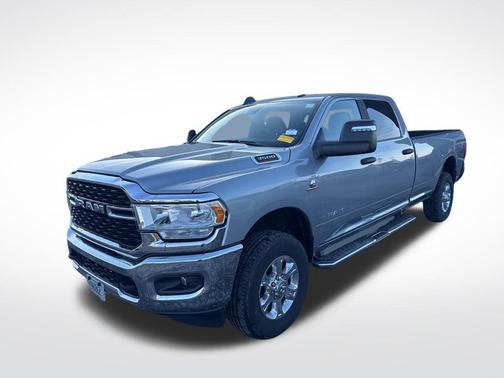 Billet Silver Metallic Clearcoat 2024 RAM 3500 Big Horn Crew Cab 4x4 8' Box