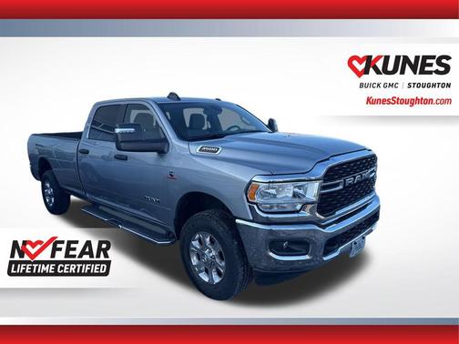 Billet Silver Metallic Clearcoat 2024 RAM 3500 Big Horn Crew Cab 4x4 8' Box